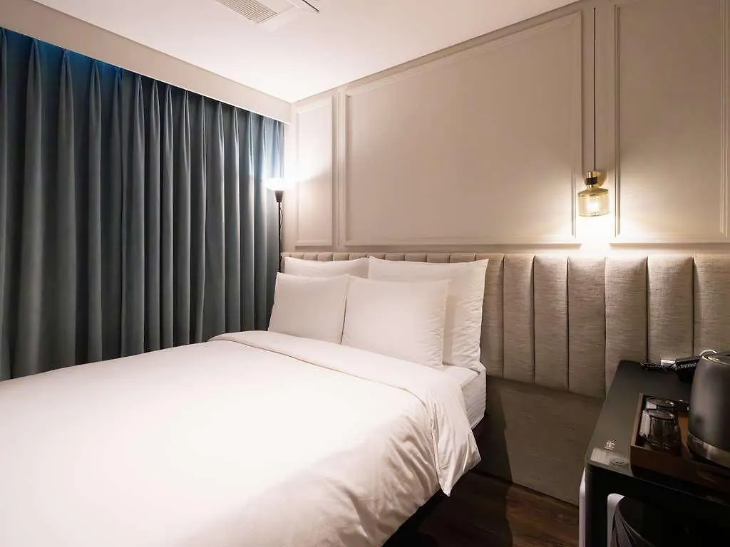 Hotel Crescendo Seoul South Korea